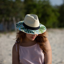 Load image into Gallery viewer, Lagos Hat